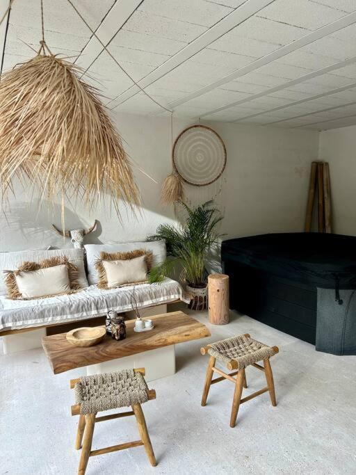 Superbe Maison Avec Jacuzzi Ventabren Екстериор снимка
