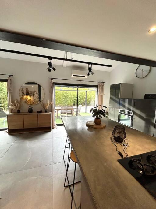 Superbe Maison Avec Jacuzzi Ventabren Екстериор снимка