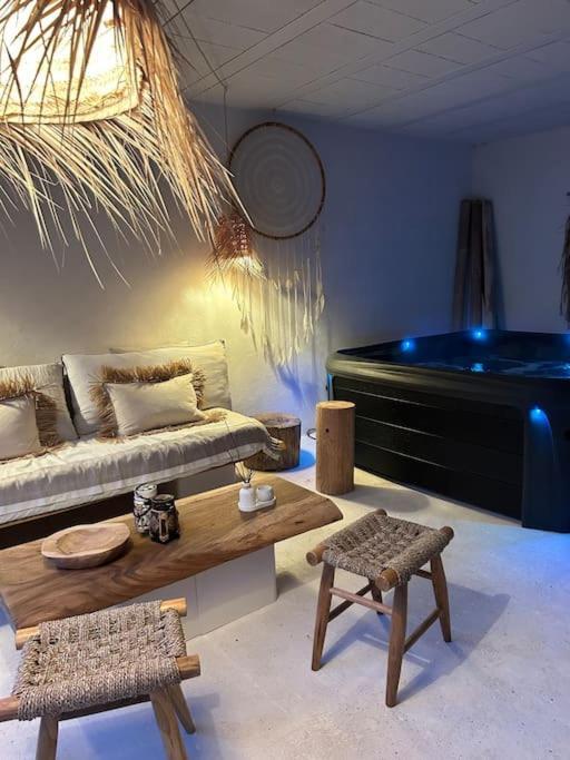 Superbe Maison Avec Jacuzzi Ventabren Екстериор снимка